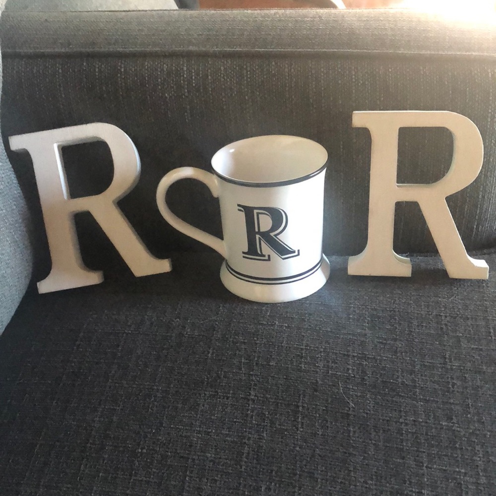 Letter R Gift Set